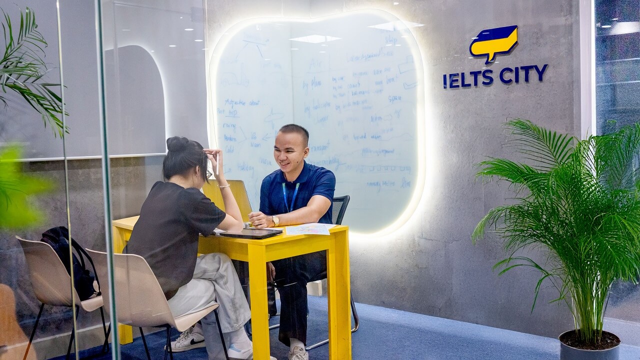Khóa <span class="text-highlight">IELTS 1 kèm 1</span>